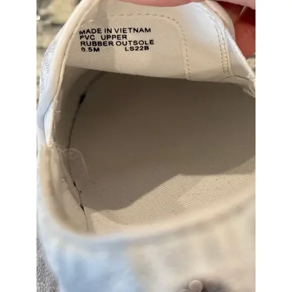 Michael Kors Women's Keaton Slip-On Signature Logo Sneakers White Size 8.5 - Picture 2 of 7